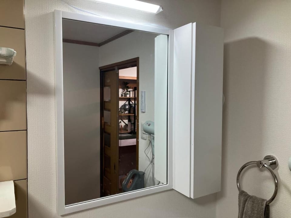 Asakusa, Ueno, Akihabara MAX 6 guests Entire building rental Ideal base for Tokyo sightseeing Manga, games, large-screen TV Apartment in Japan