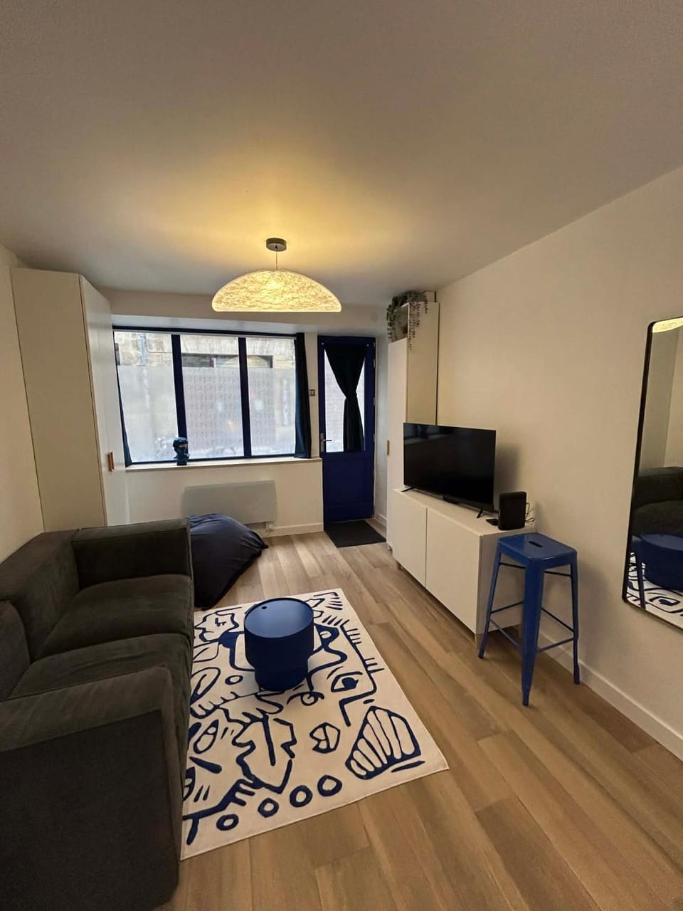 Communal lounge/ TV room, TV and multimedia, Living room, Seating area