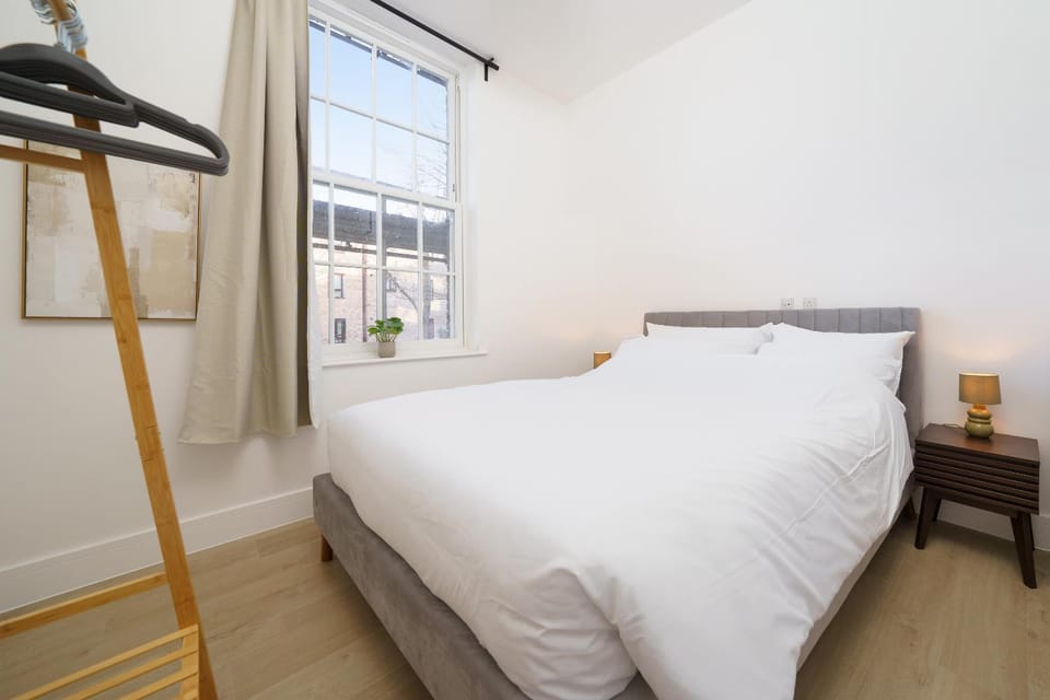 Stylish Camden Flat - Self Check-in, Sleeps 4 Apartment in London Borough of Islington