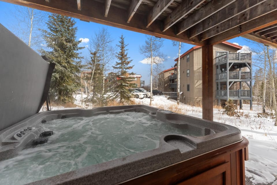 40 Burgundy Circle Villa in Wildernest