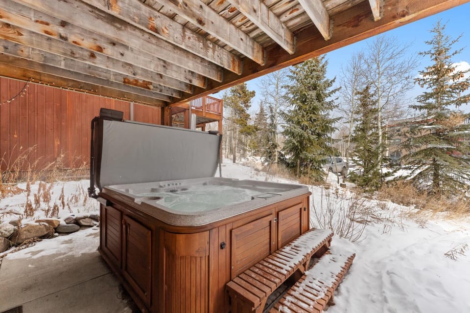 40 Burgundy Circle Villa in Wildernest