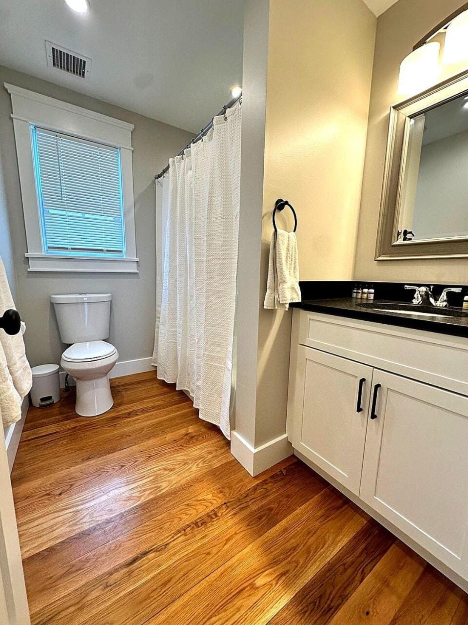 Bathroom, Bath
