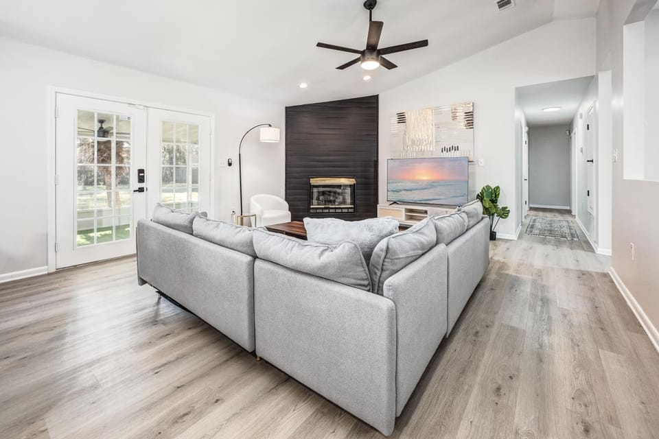 Navarre Oasis House in Alabama