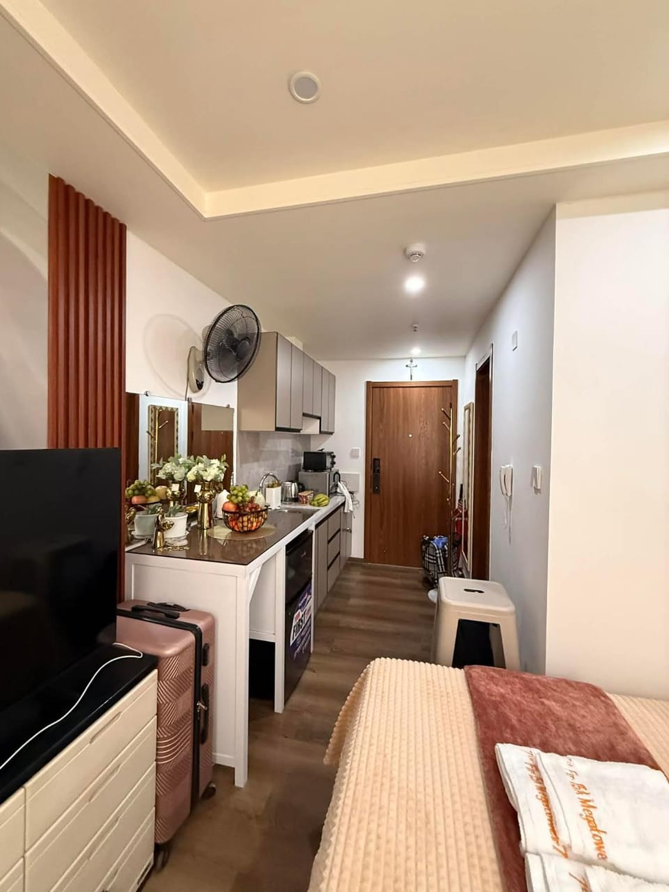Bed, TV and multimedia, Kitchen or kitchenette, Living room, Dining area