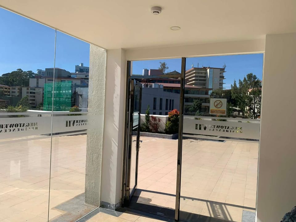 Property building, Balcony/Terrace