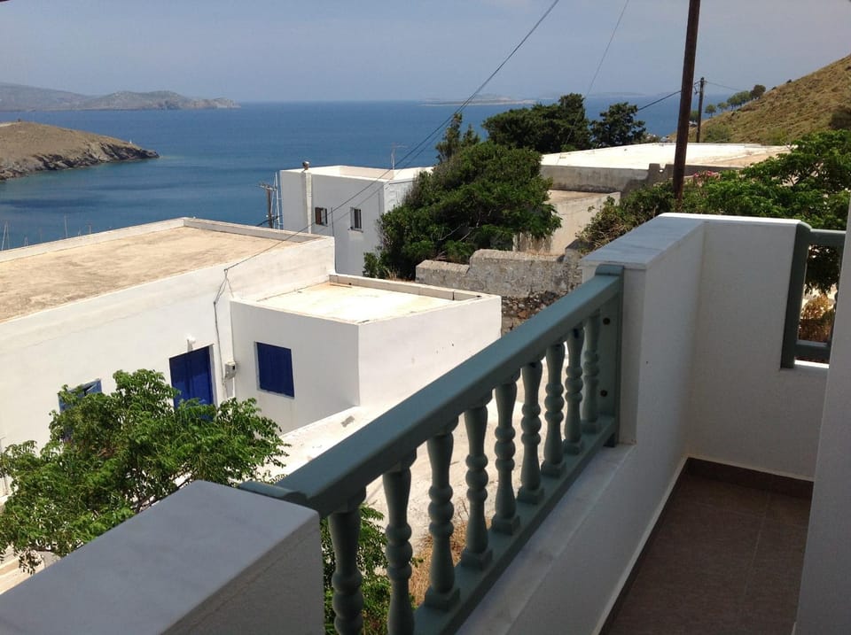 Balcony/Terrace, Sea view, Street view