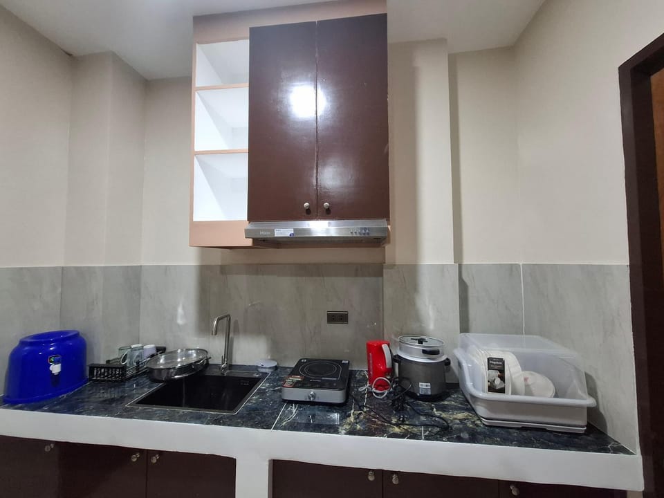Coffee/tea facilities, Kitchen or kitchenette
