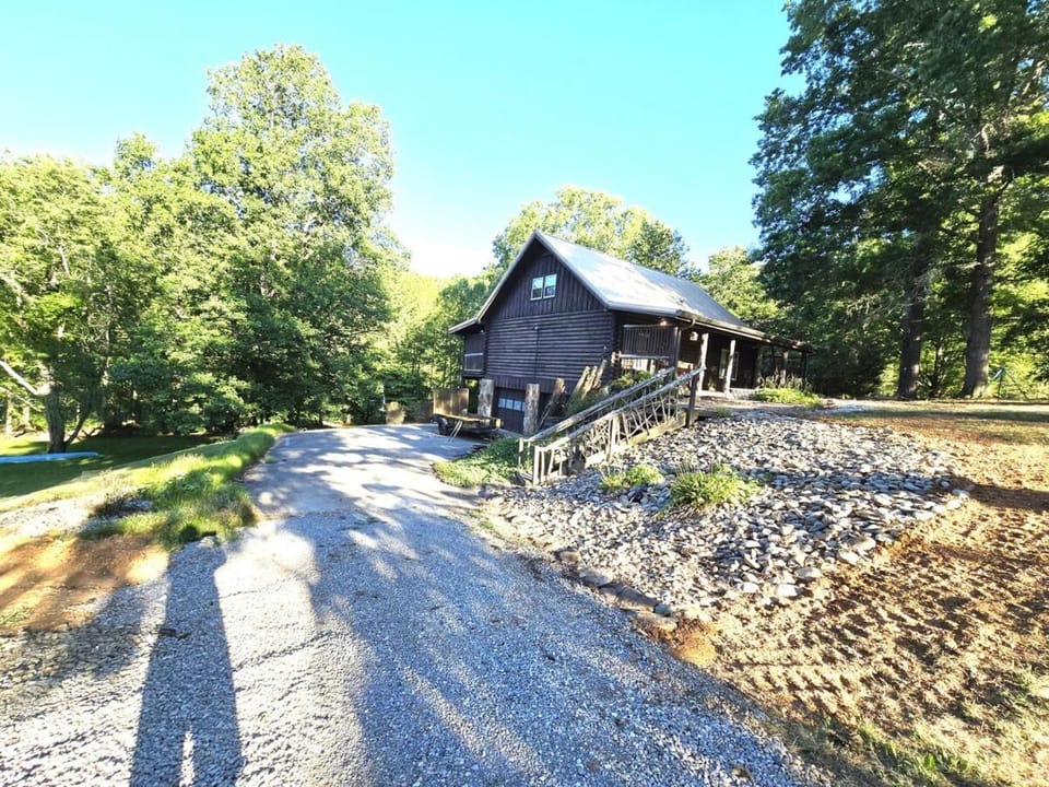 Property building, Natural landscape