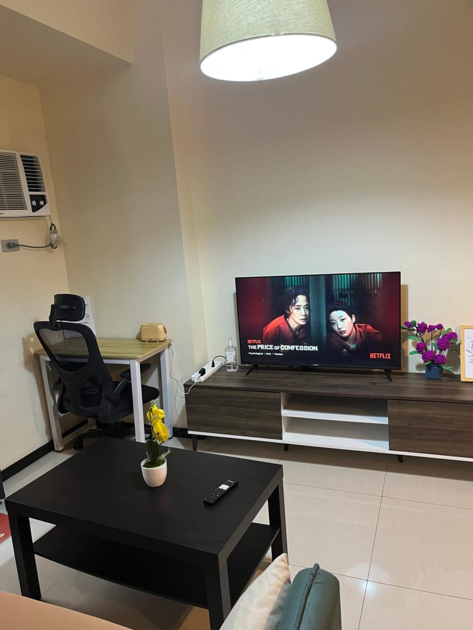 Communal lounge/ TV room, TV and multimedia, Evening entertainment