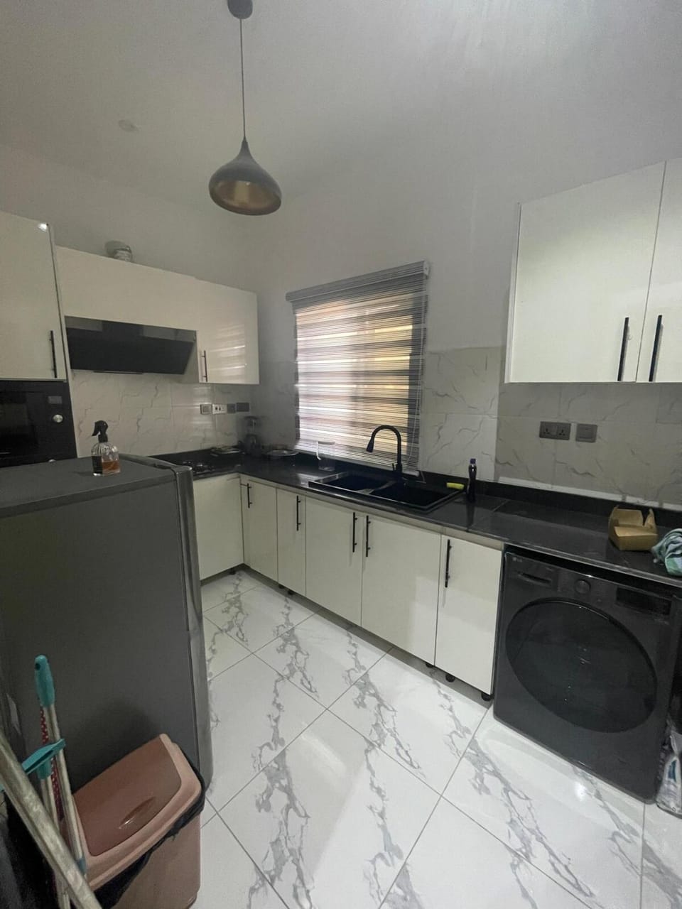 Exquisite 3-Bedroom Baystone Apartment, Lekki Apartment in Lagos, Nigeria