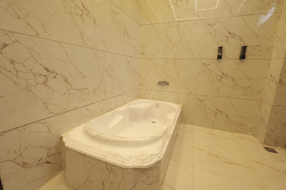 Bathroom, Bath