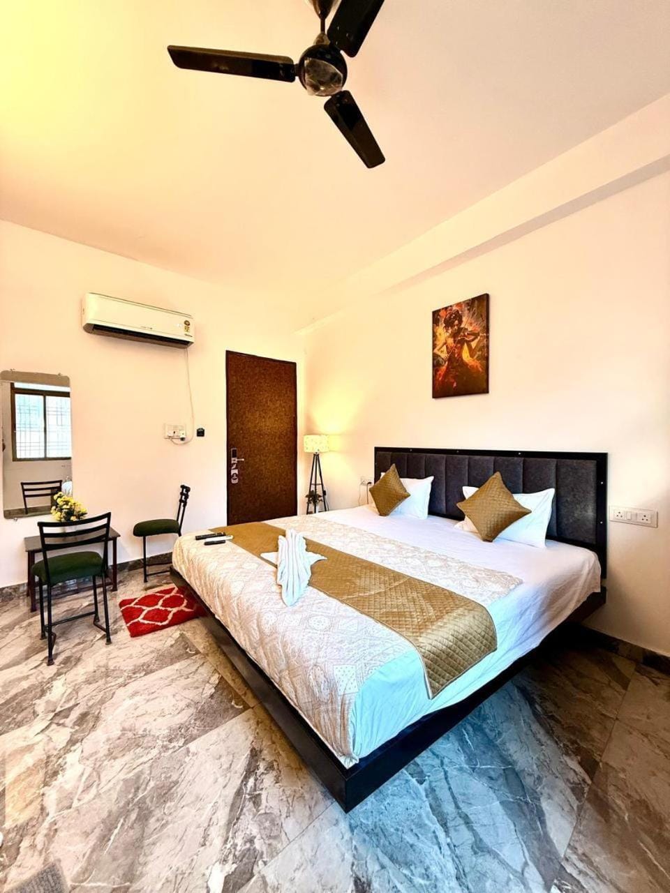 Bedroom, VIP