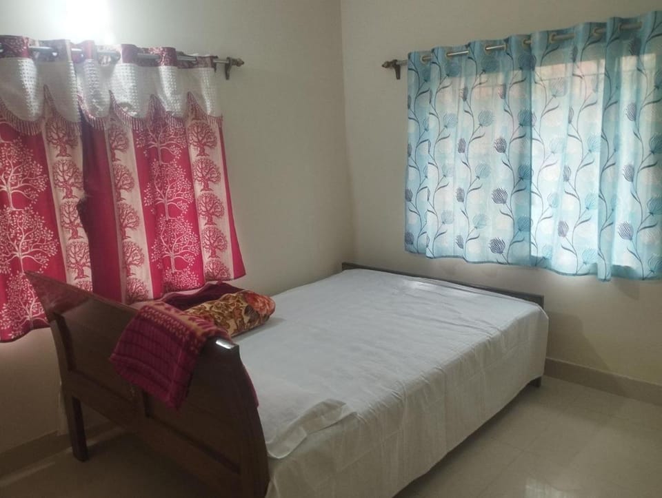 Shriji Hotel in West Bengal