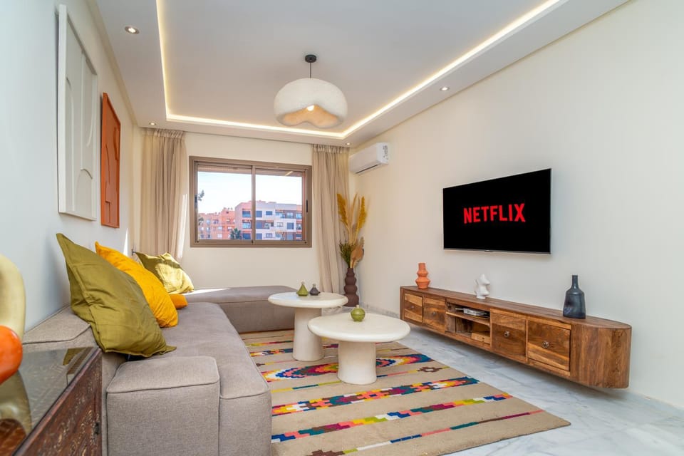 Communal lounge/ TV room, TV and multimedia, Living room, Seating area