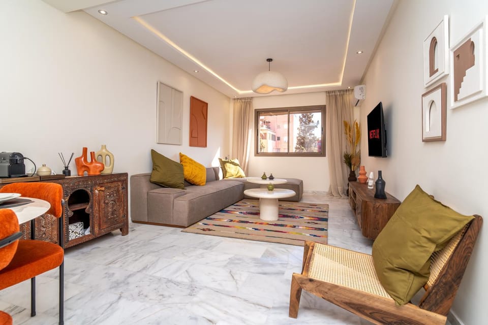 Communal lounge/ TV room, TV and multimedia, Living room, Seating area