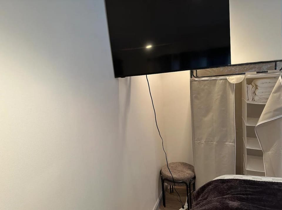 Private Garden Suite in Bayshore Apartment in Fire Island