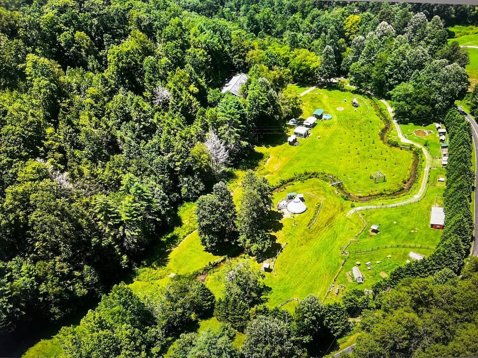 Owl Creek Farm Resort Apt 3 Apartment in North Carolina