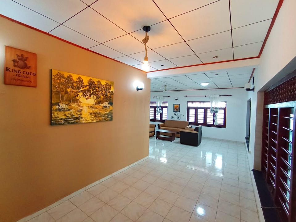 King Coco Mirissa Hotel in Kamburugamuwa