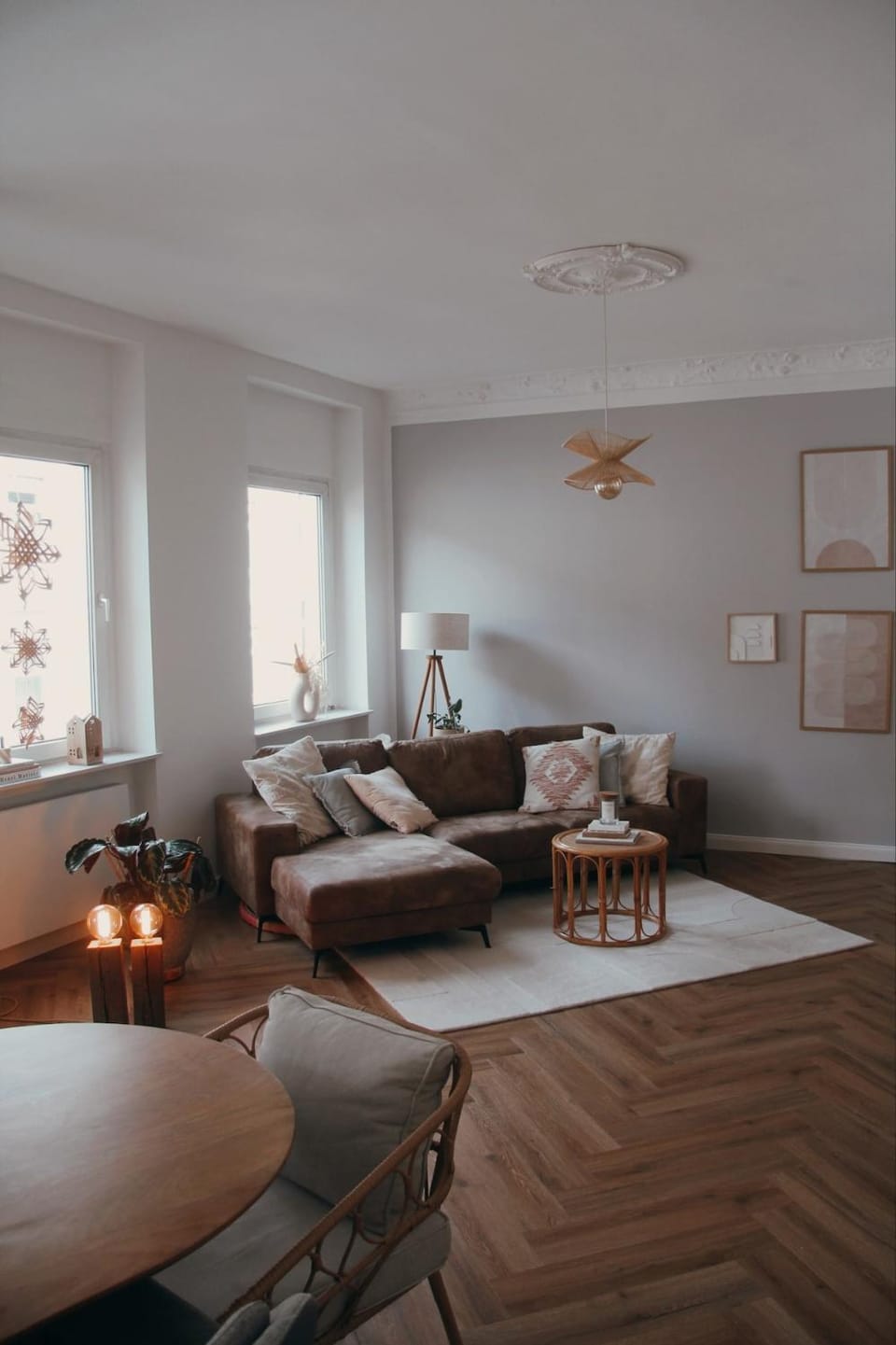 Living room, Seating area
