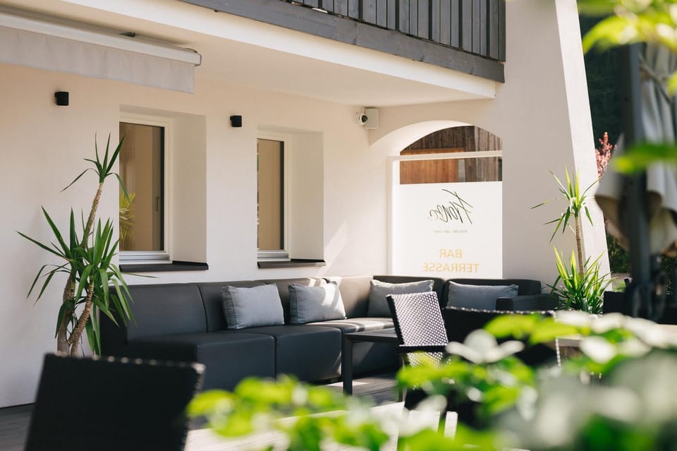 Lounge or bar