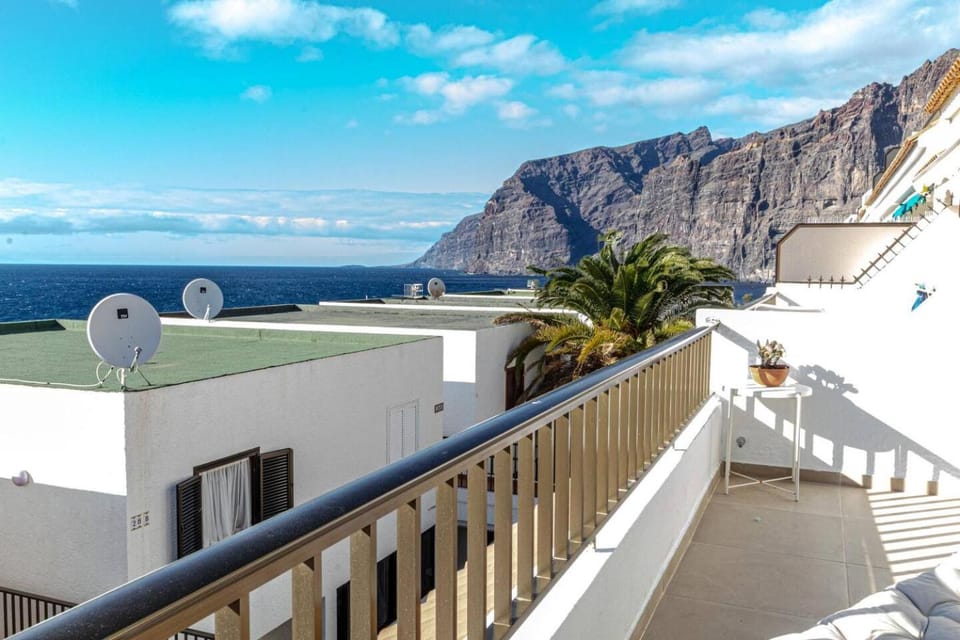 Blue Horizon by Dream Homes Tenerife Apartment in Acantilados de Los Gigantes
