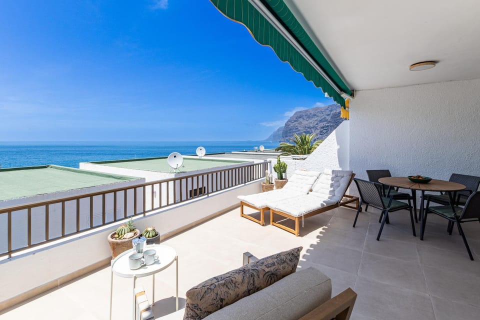 Blue Horizon by Dream Homes Tenerife Apartment in Acantilados de Los Gigantes