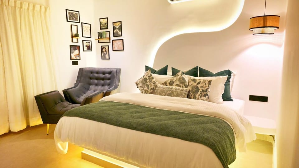 Bed, Bedroom