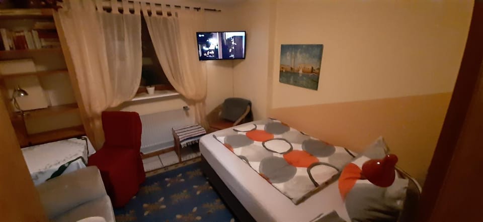 TV and multimedia, Bedroom