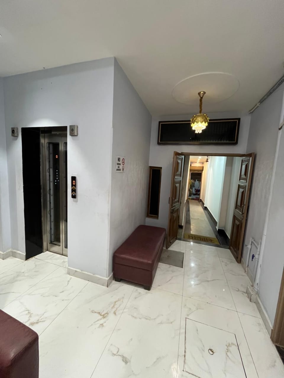 Asahi Palace Bed and Breakfast in Varanasi