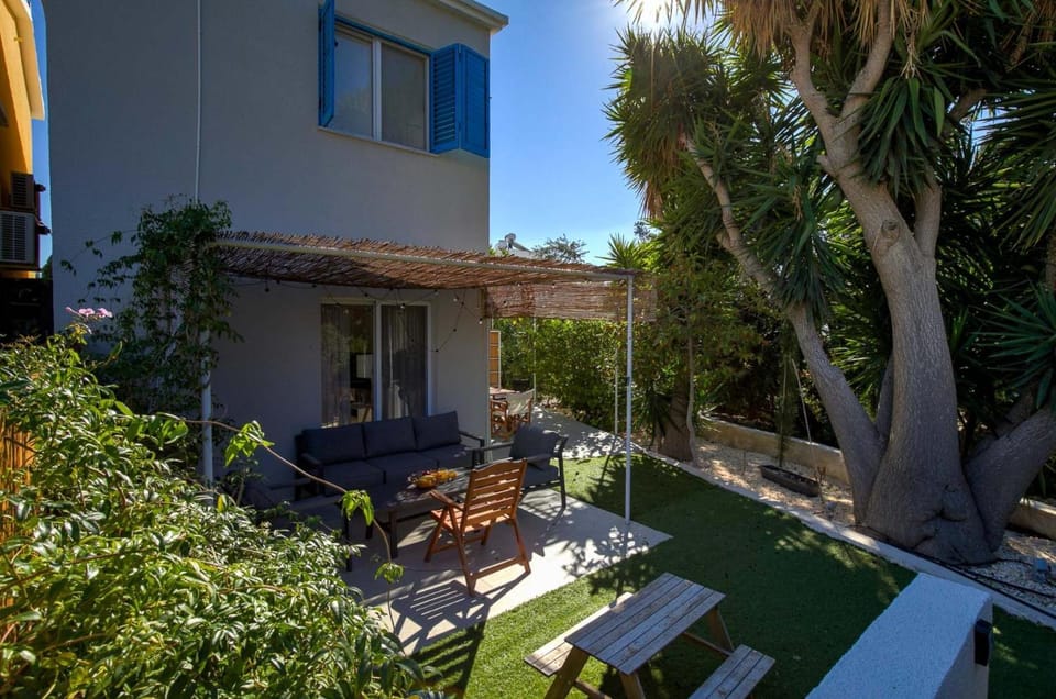 Patio, Garden