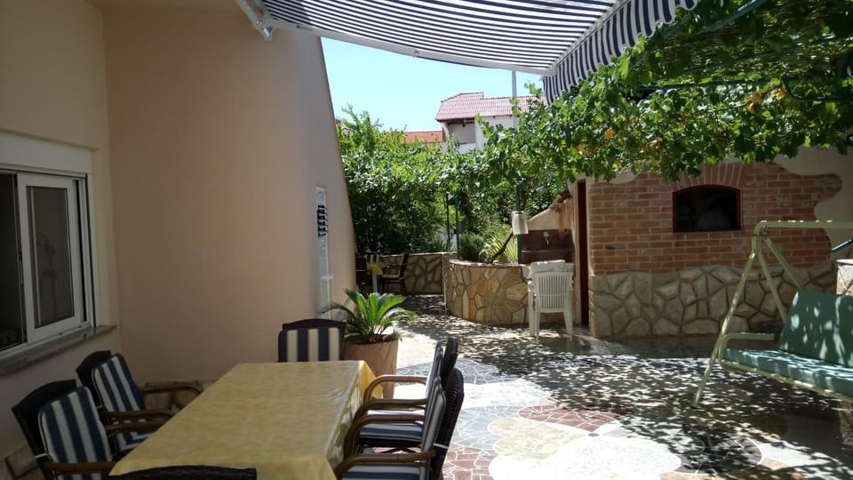 Apartment Burin Dvor Apartment in Lika-Senj County