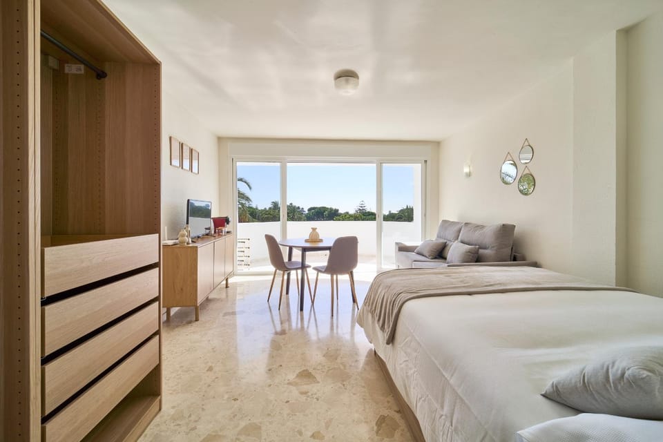Living room, Bedroom
