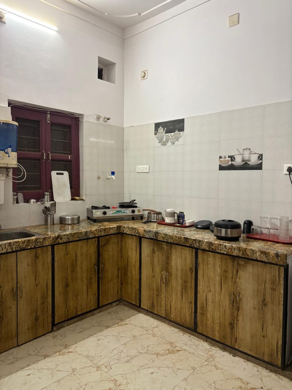 Kitchen or kitchenette