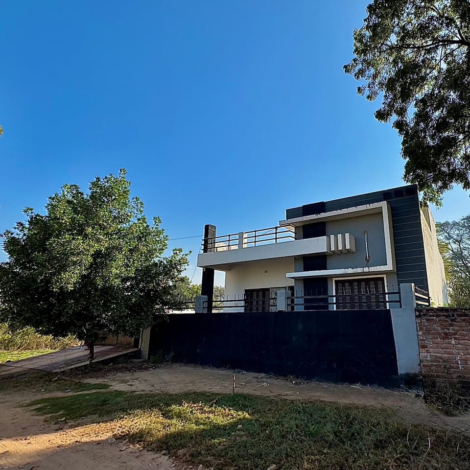Property building, Balcony/Terrace