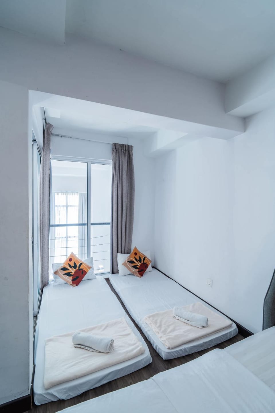 2BR Maritime Suite Duplex George Town SeaView Apartment in George Town