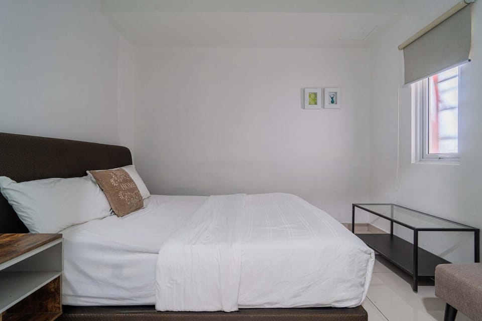 2BR Maritime Suite Duplex George Town SeaView Apartment in George Town
