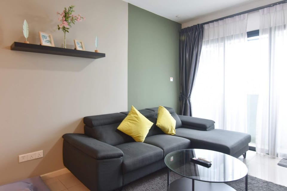 Comfortable City Stay at Suasana Suites JB Apartment in Johor Bahru