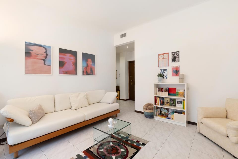 Library, Living room