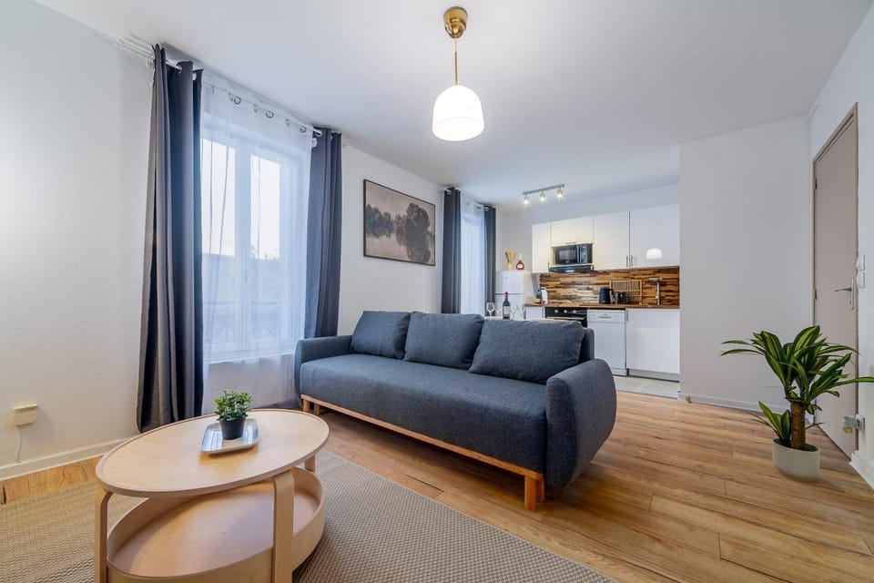 Disney 12 min - Gare 5min à pied - Self check-in Apartment in Île-de-France