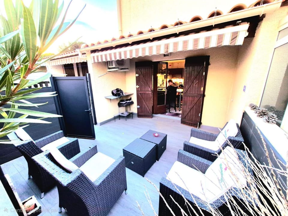 Bergerie Holidays - 4pers - Piscine - Wifi - Proche village Naturiste - Histoire de clés Apartment in Agde