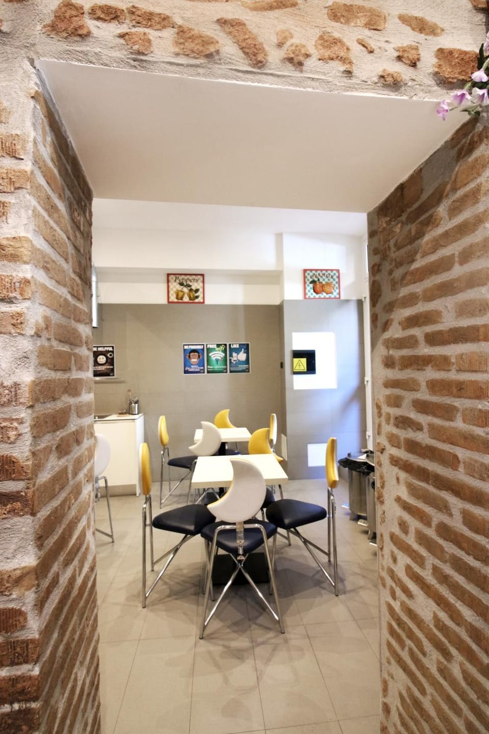 Dining area, Communal kitchen