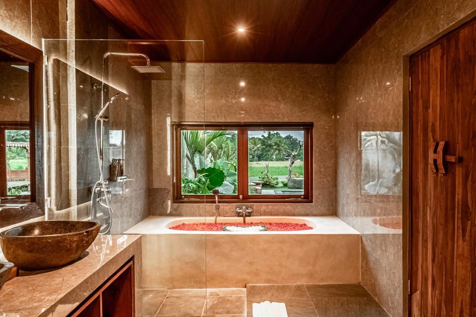 Toilet, Bath