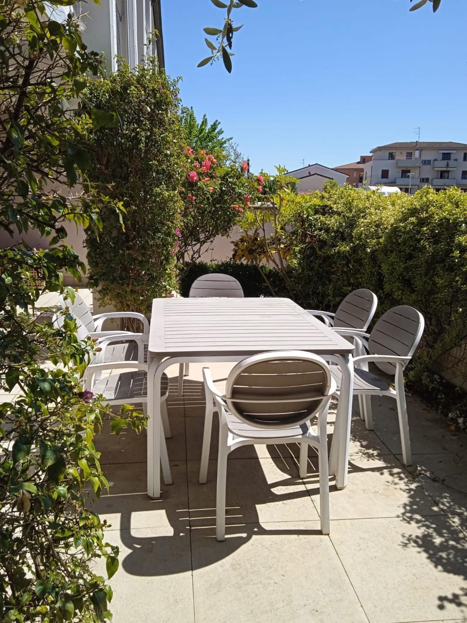 Garden, View (from property/room), Seating area
