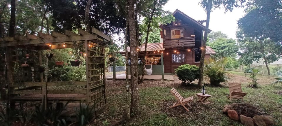 Birds' Corner Cabin Cabin in Curitiba