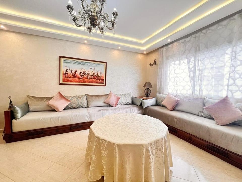 Parenthèse Familiale,Spacieux,Lumineux,Jeux en Bas Apartment in Tangier