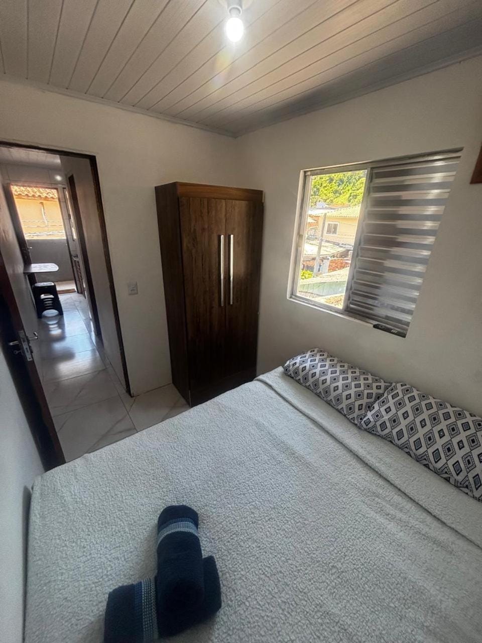 Kitnet ZERO FILA 10 minutos da Lagoinha e ponta das canas c ar Apartment in Florianopolis