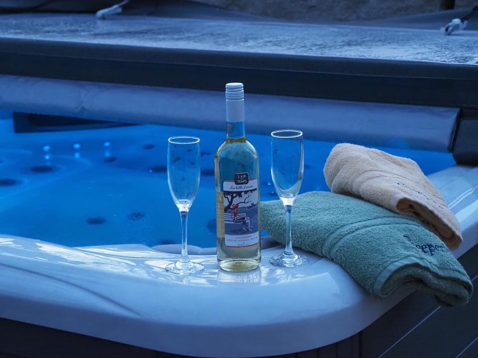 Hot Tub