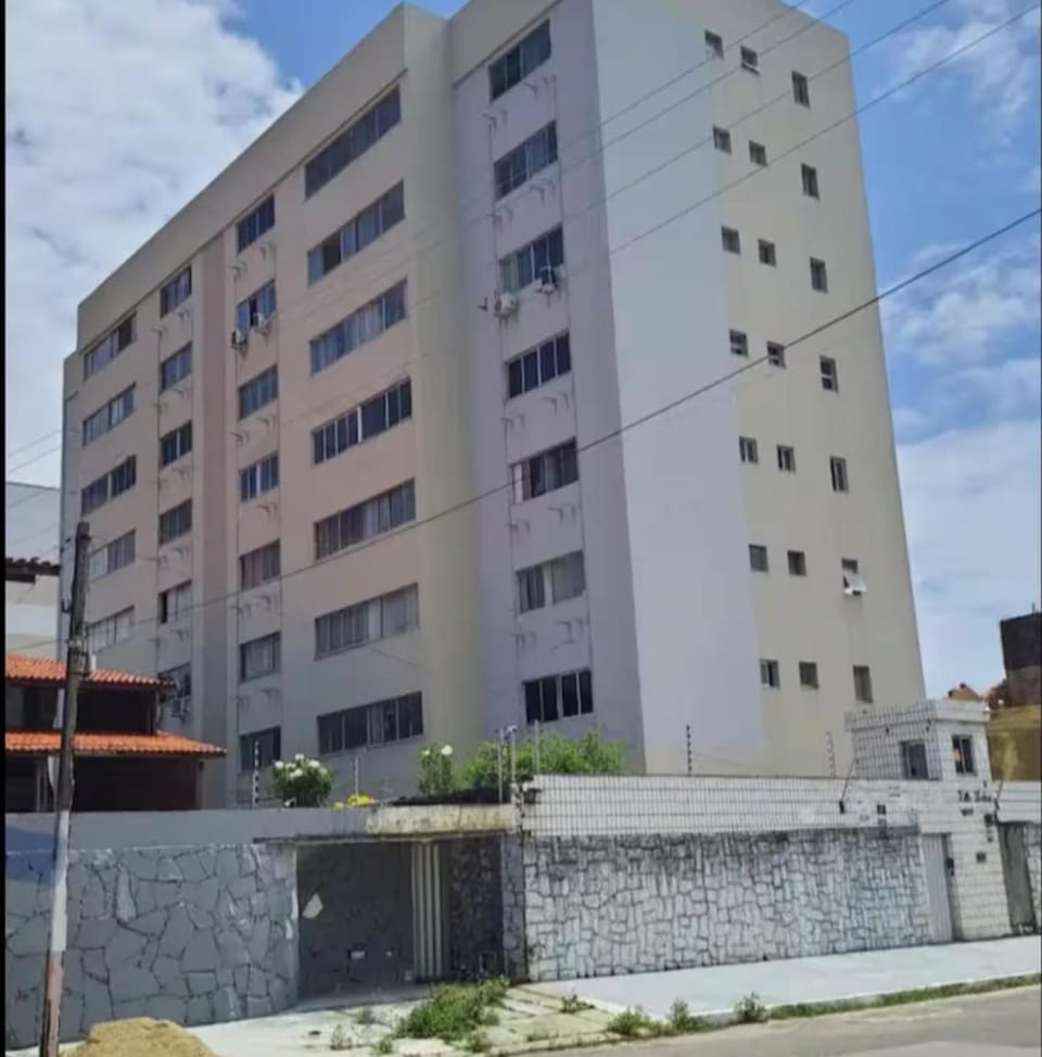 APT ventilado, 2 quartos, pertinho da praia Apartment in Fortaleza