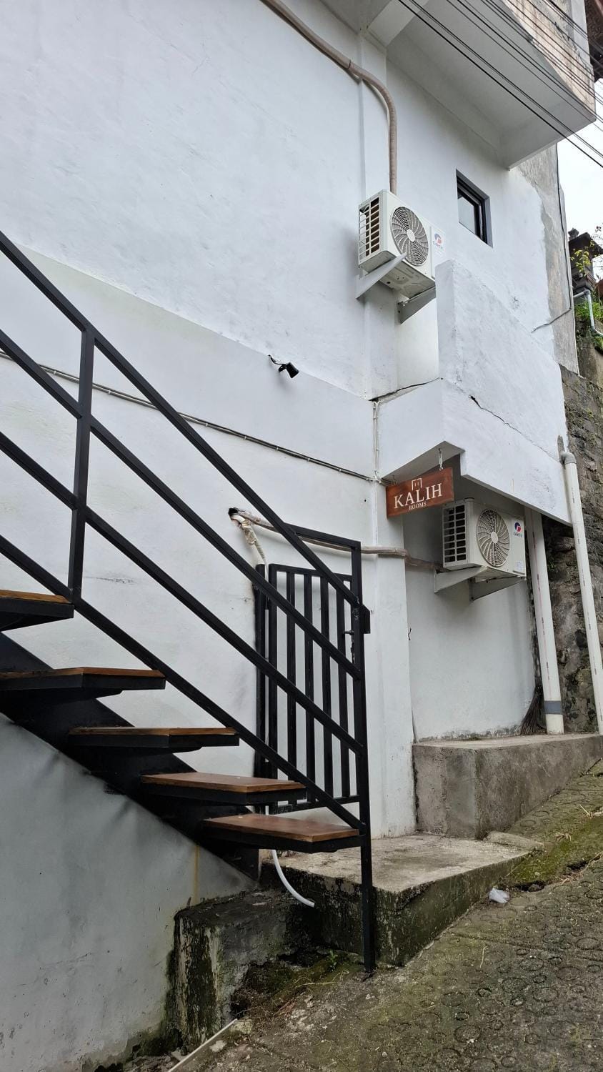 Property building, Facade/entrance, View (from property/room)