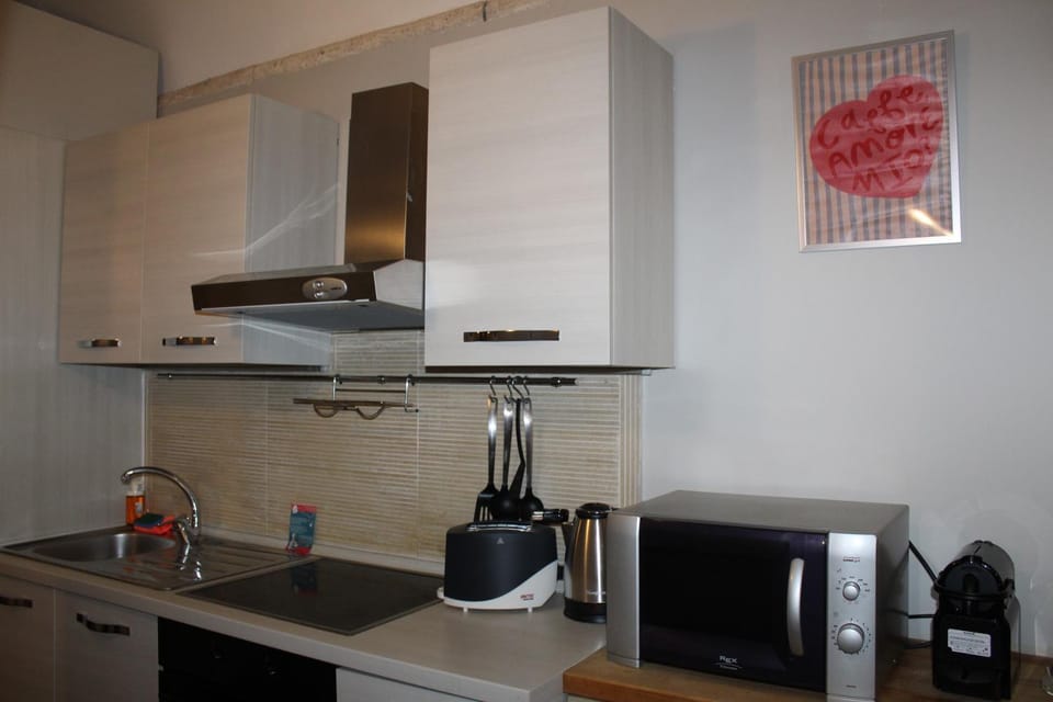 Kitchen or kitchenette, kitchen